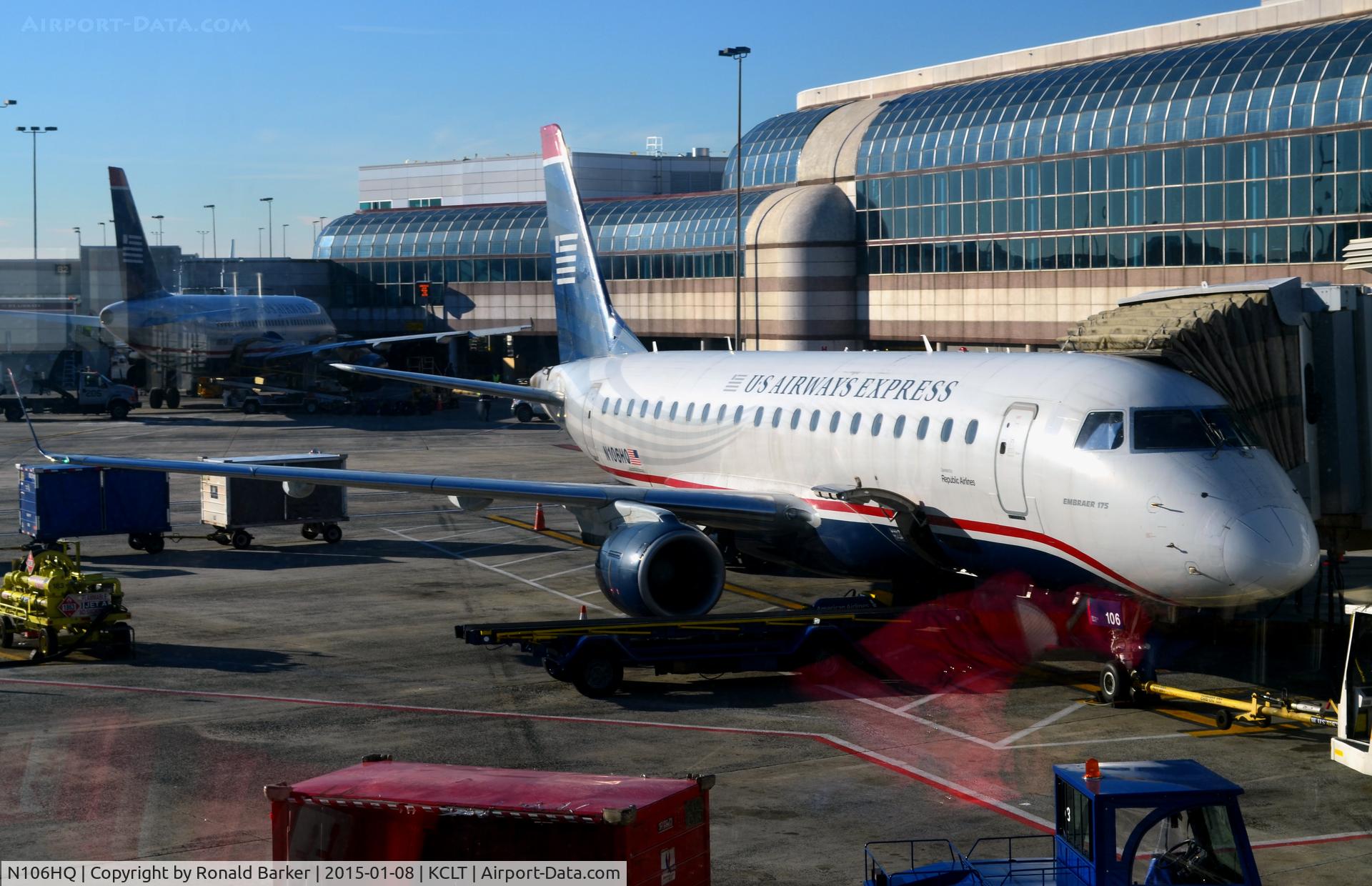 N106HQ, 2007 Embraer 175LR (ERJ-170-200LR) C/N 17000164, At the gate CLT