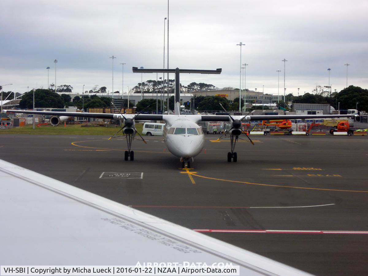 VH-SBI, 2004 De Havilland Canada DHC-8-315Q Dash 8 C/N 605, At Auckland