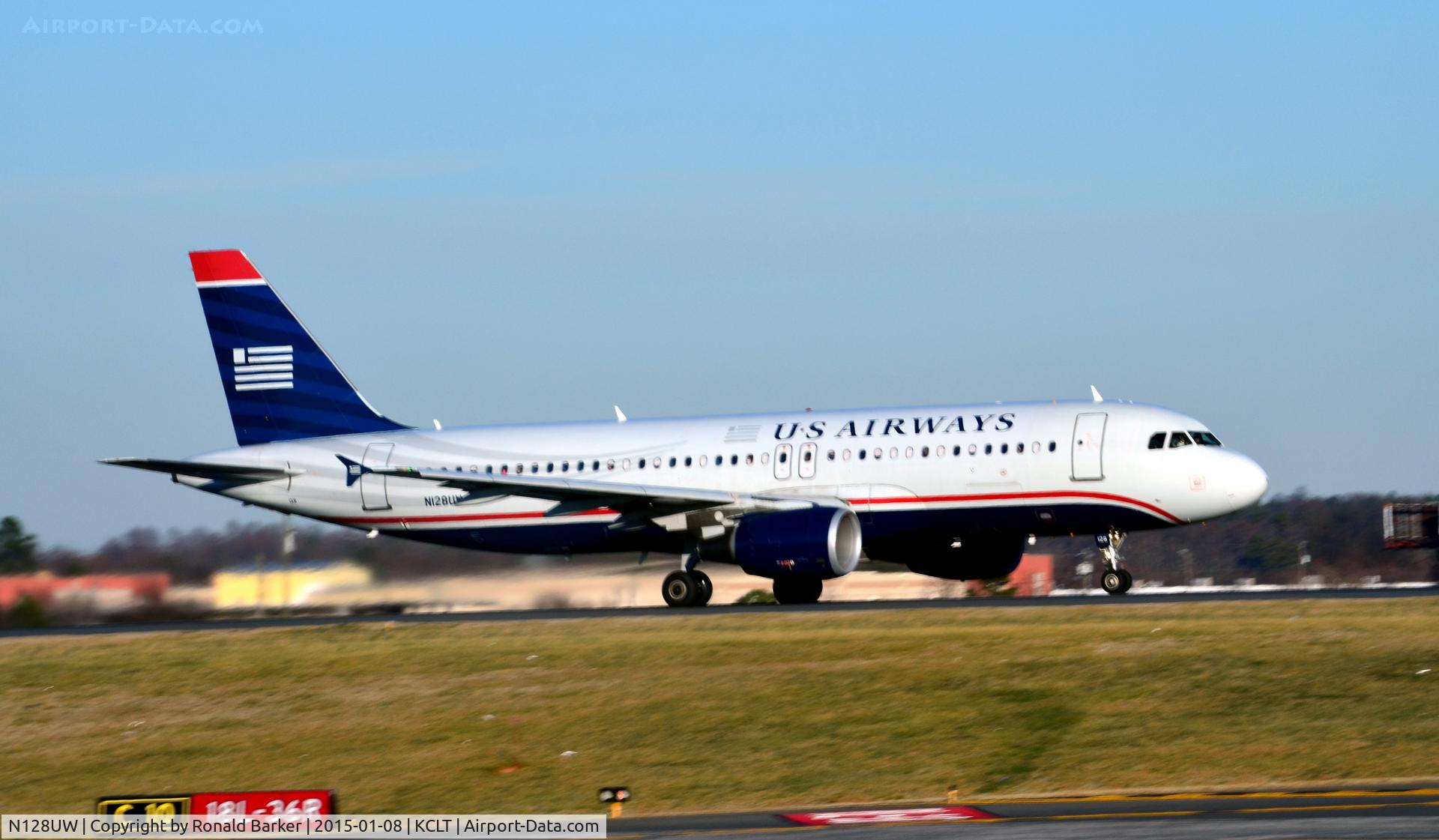 N128UW, 2010 Airbus A320-214 C/N 4242, Takeoff CLT
