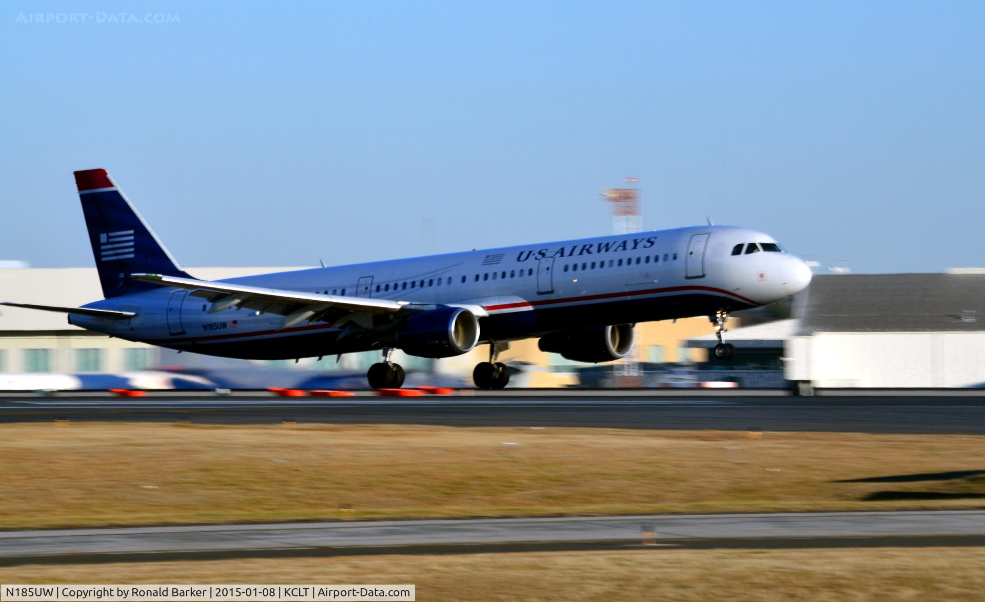 N185UW, 2002 Airbus A321-211 C/N 1666, Landing CLT
