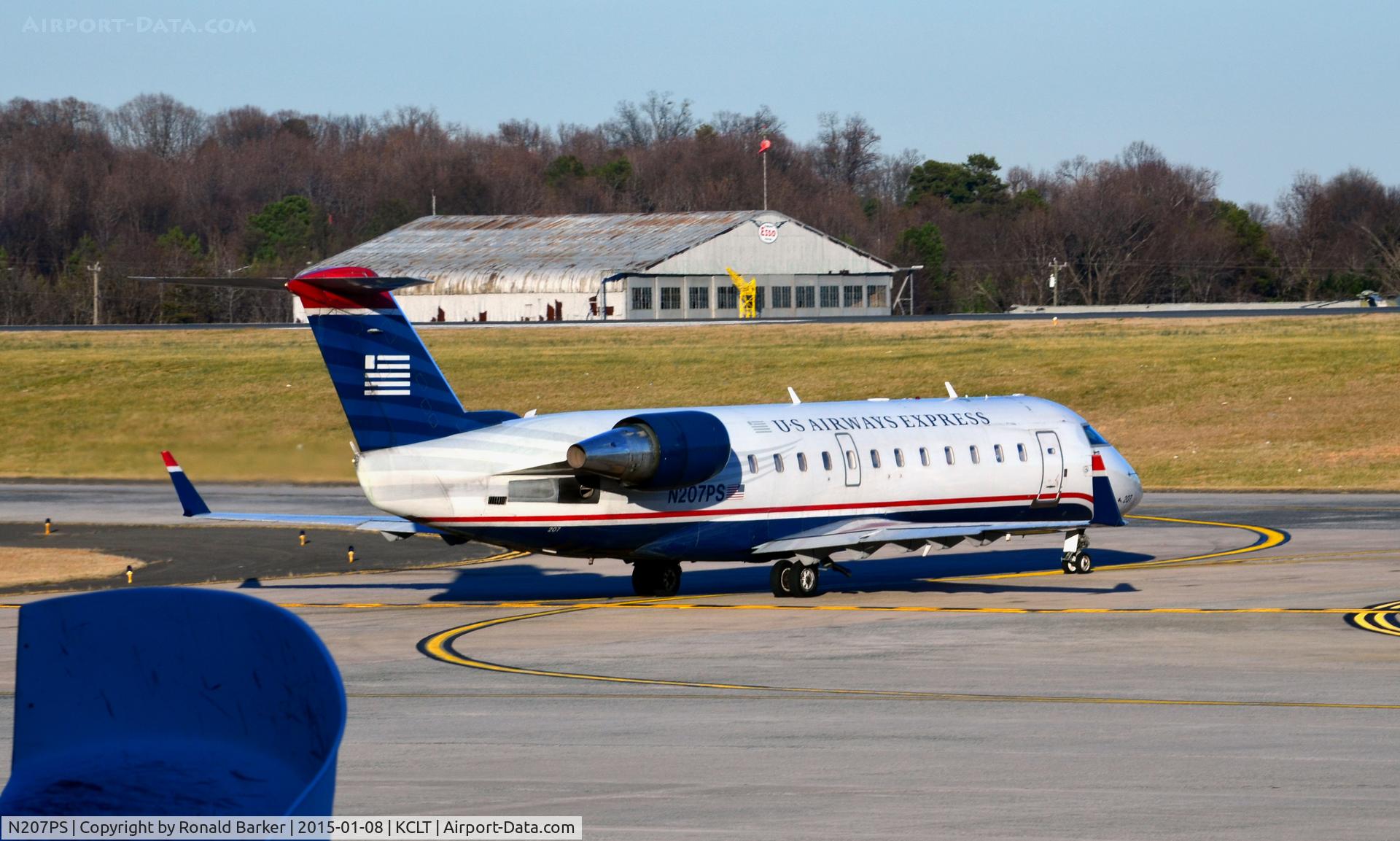 N207PS, 2003 Bombardier CRJ-200ER (CL-600-2B19) C/N 7873, Taxi CLT