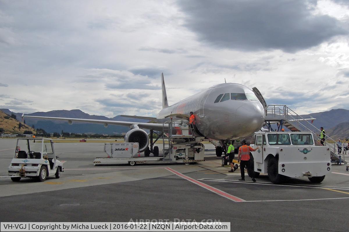 VH-VGJ, 2010 Airbus A320-214 C/N 4460, At Queenstwon