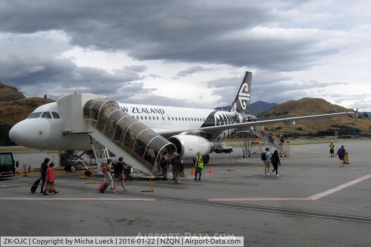 ZK-OJC, 2003 Airbus A320-232 C/N 2112, At Queenstown