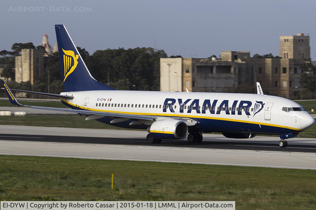 EI-DYW, 2008 Boeing 737-8AS C/N 33635, Runway 13
