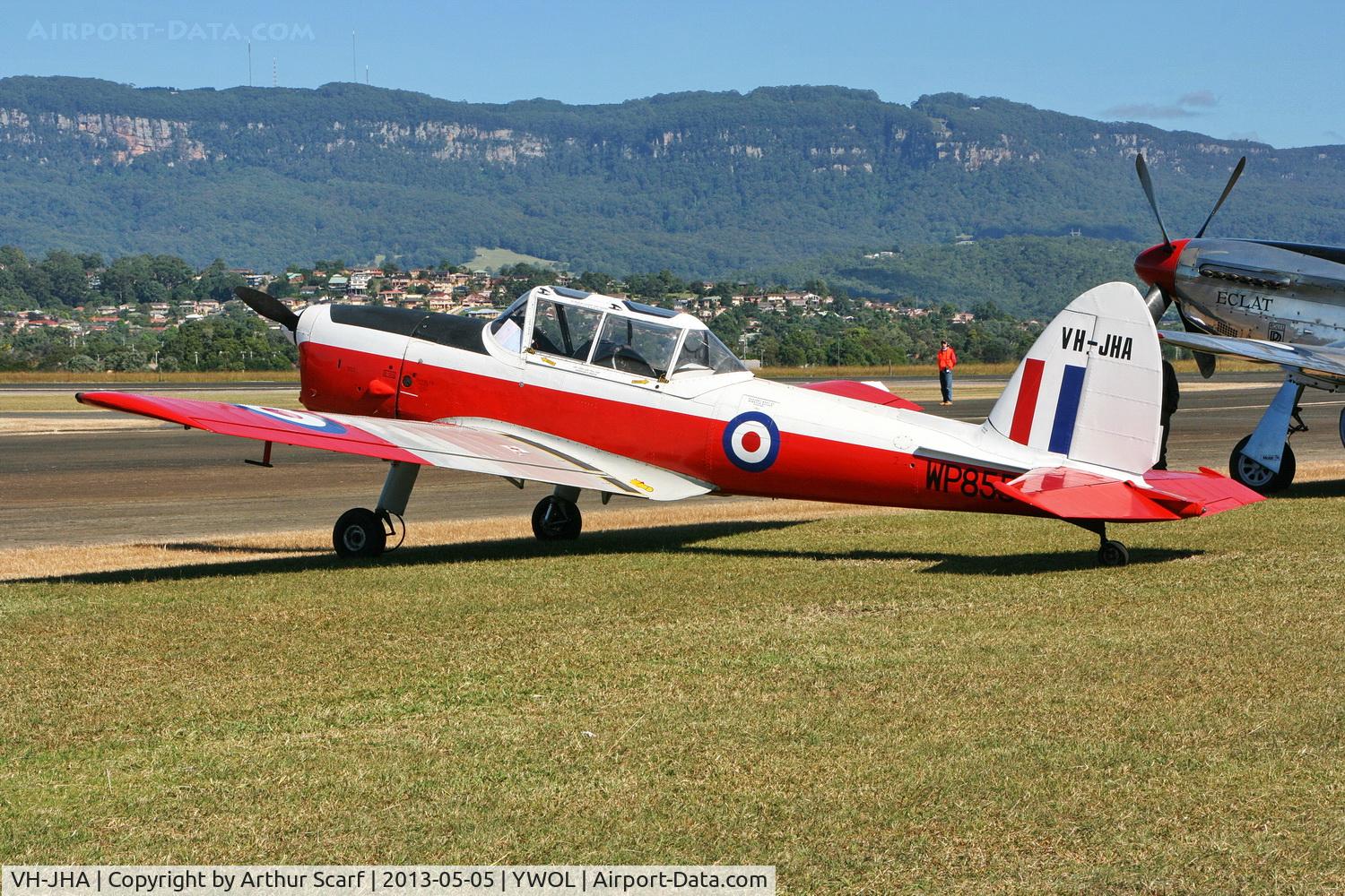 VH-JHA, 1952 De Havilland Canada DHC-1 Chipmunk T.10 C/N DHB 635, VH-JHA Albion Park NSW 2013 - Wings over Illawarra