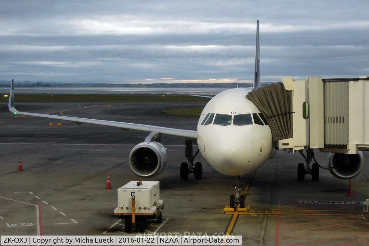 ZK-OXJ, 2015 Airbus A320-232 C/N 6694, At Auckland