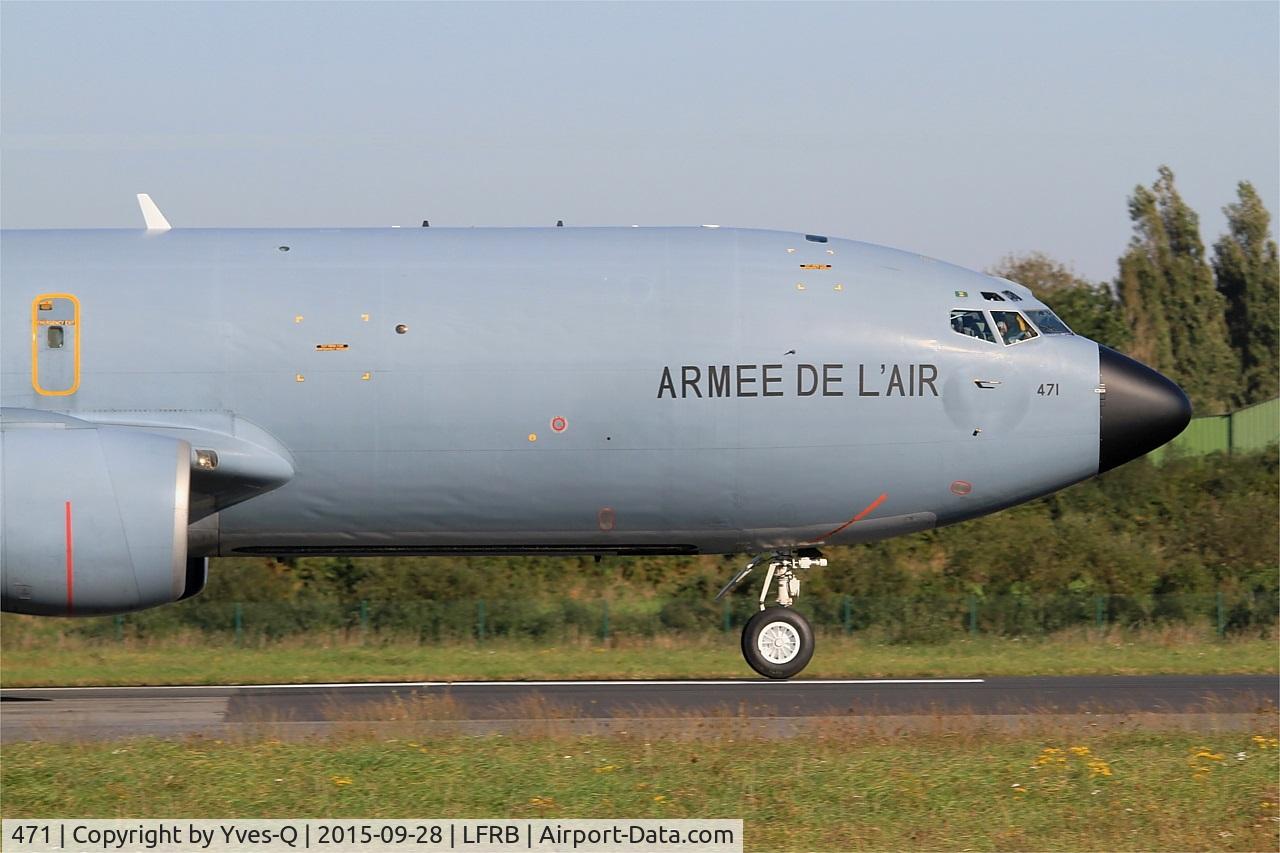 471, 1964 Boeing C-135FR Stratotanker C/N 18680, French Air Force Boeing C-135FR Stratotanker (93-CB), Landing rwy 07R, Brest-Bretagne airport (LFRB-BES)