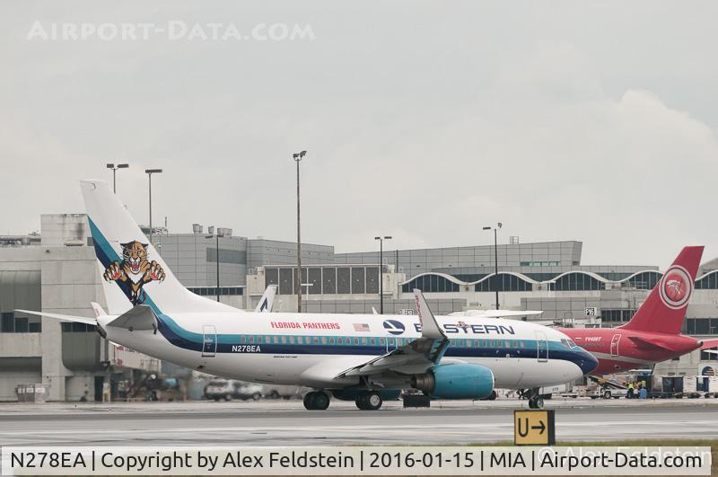 N278EA, 1998 Boeing 737-7L9 C/N 28006, Miami