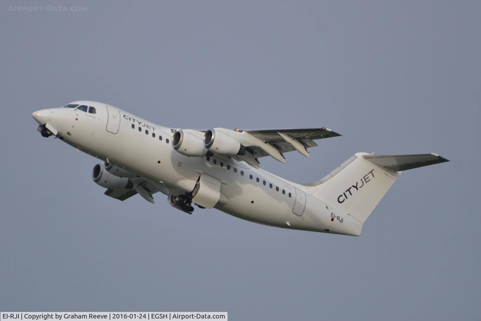 EI-RJI, 1999 British Aerospace Avro 146-RJ85A C/N E2346, Departing from Norwich.