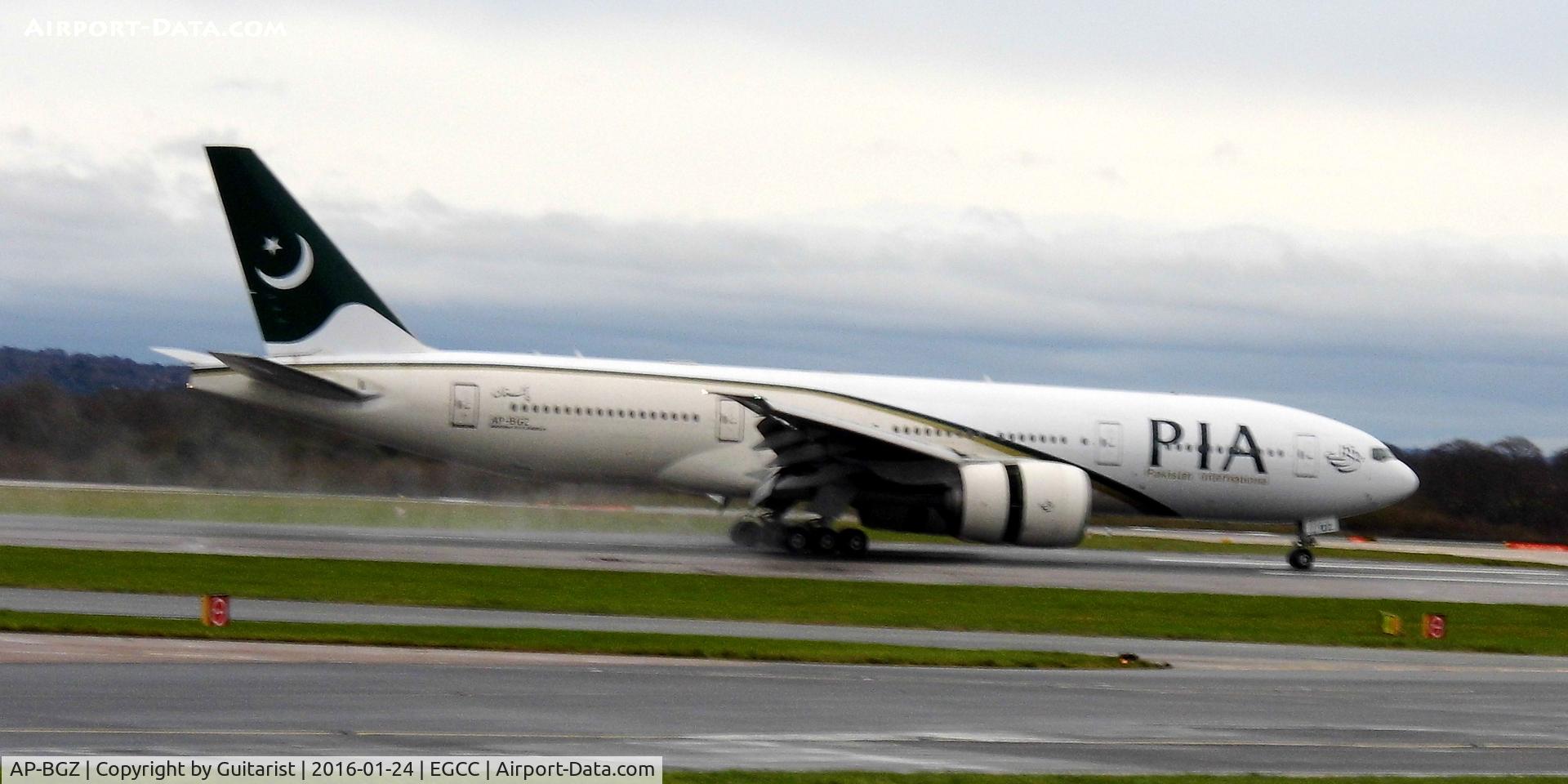 AP-BGZ, 2005 Boeing 777-240/LR C/N 33782, At Manchester