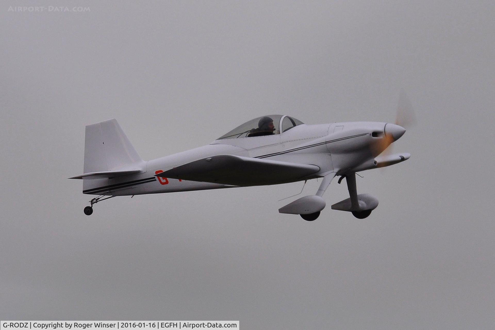 G-RODZ, 2004 Vans RV-3 C/N 10622, Visiting RV-3A departing Runway 04.