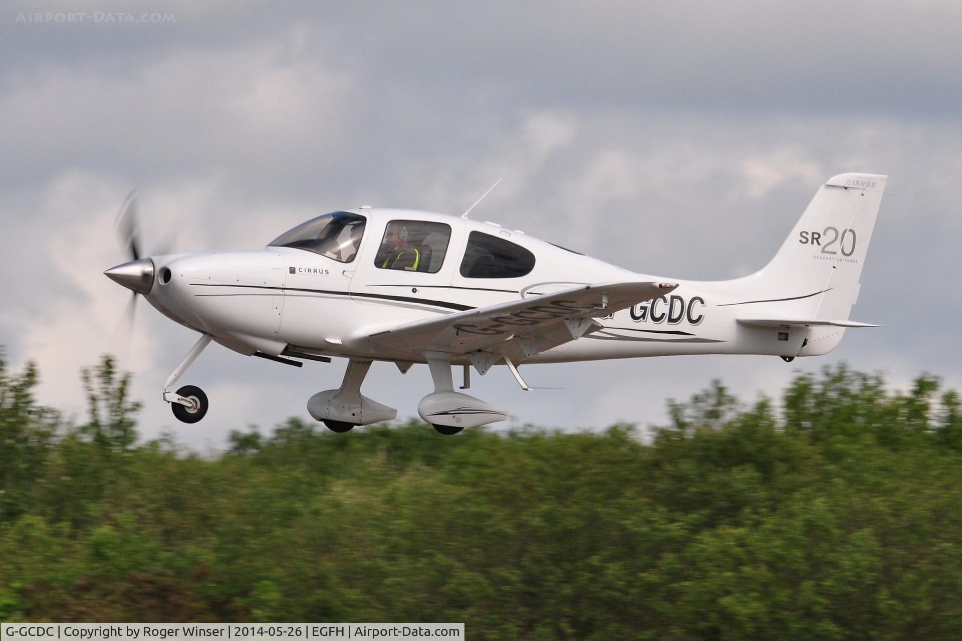 G-GCDC, 2008 Cirrus SR20 G3 C/N 2008, Resident SR20 Generation 3 departing Runway 22.