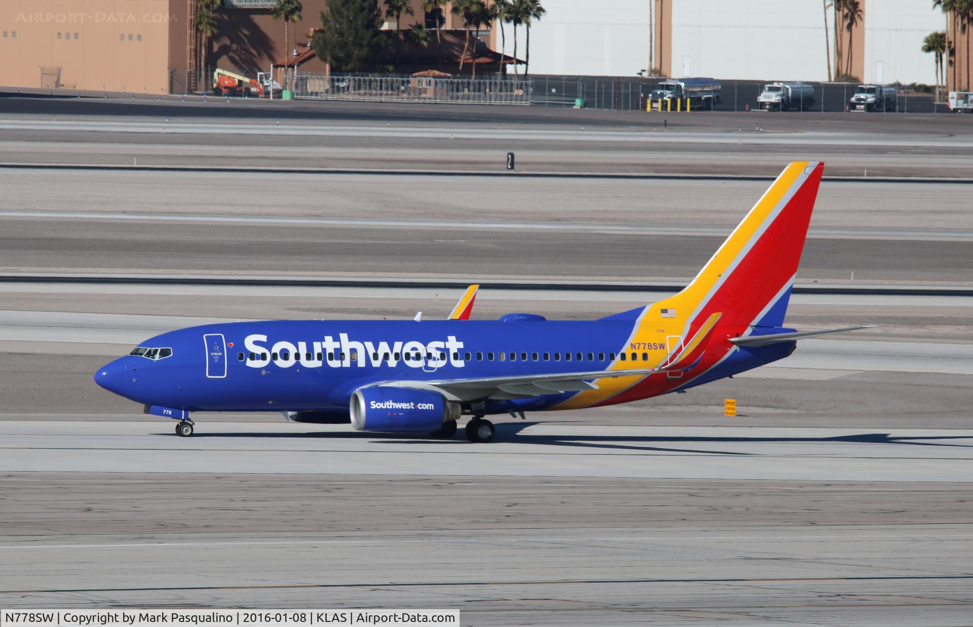 N778SW, 2000 Boeing 737-7H4 C/N 27883, Boeing 737-700