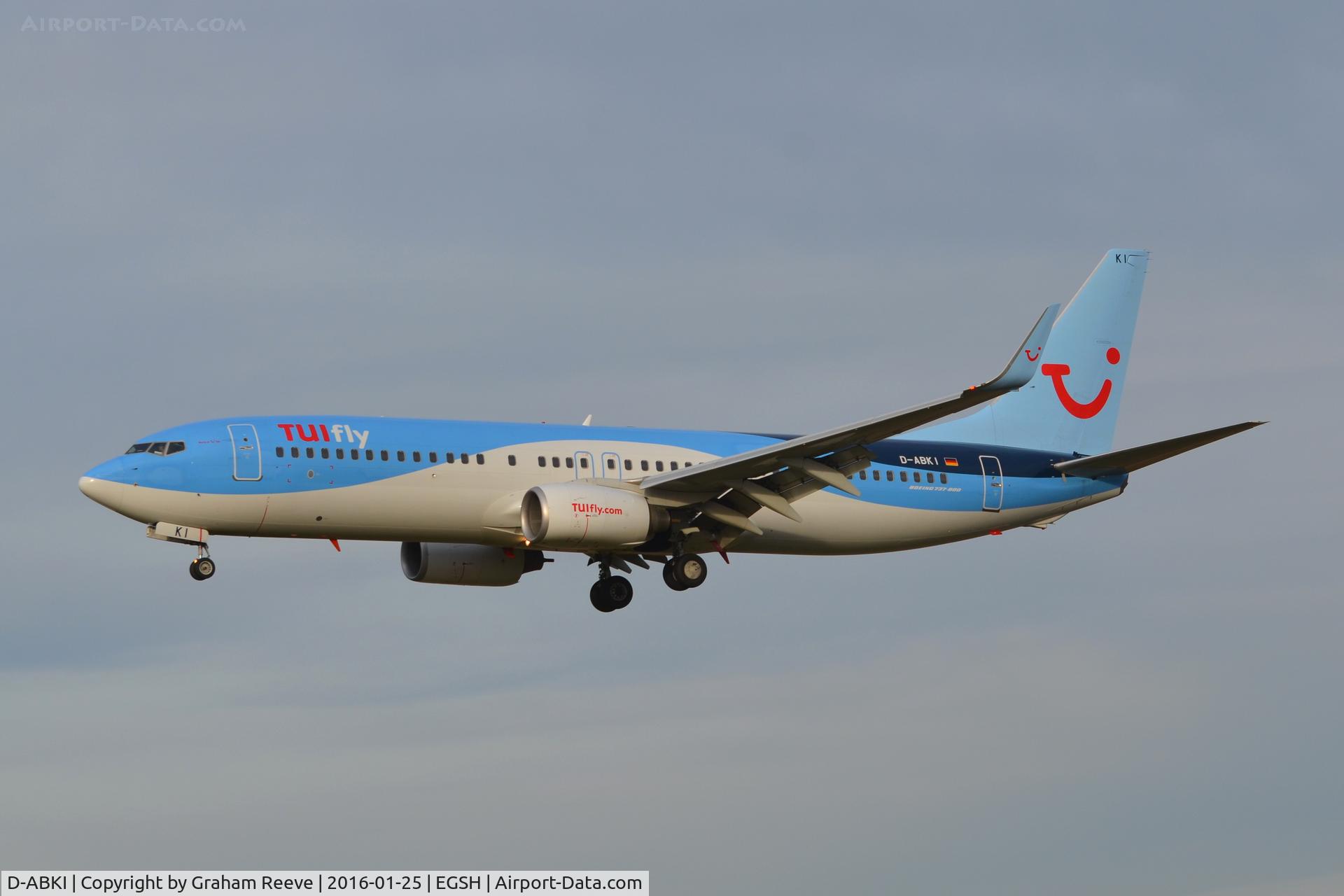 D-ABKI, 2009 Boeing 737-86J C/N 37748, Landing at Norwich.
