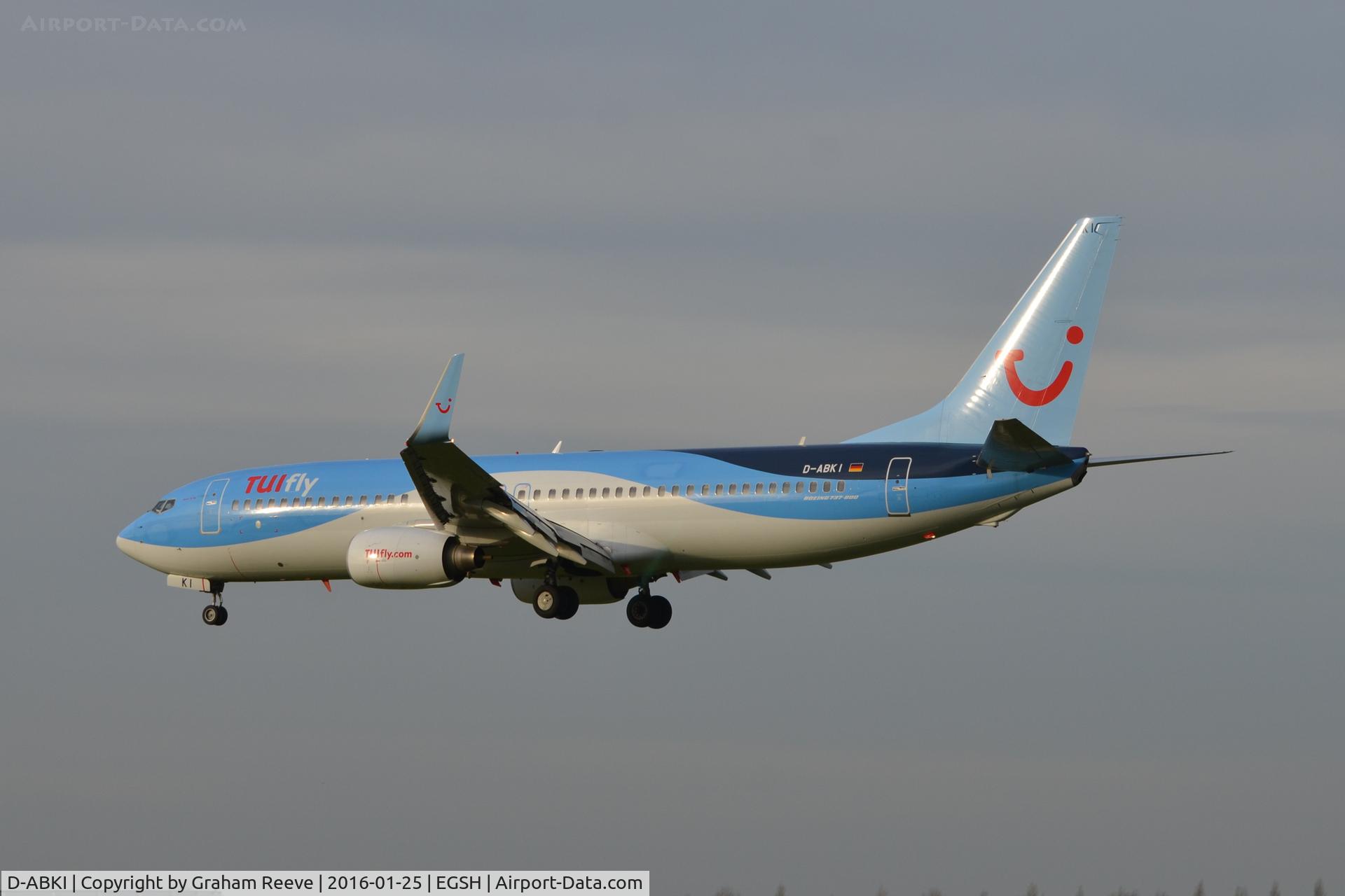 D-ABKI, 2009 Boeing 737-86J C/N 37748, Landing at Norwich.
