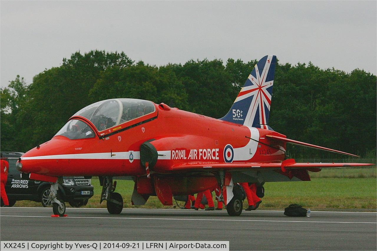 XX245, 1978 Hawker Siddeley Hawk T.1 C/N 081/312081, Royal Air Force Red Arrows Hawker Siddeley Hawk T.1A, Rennes-St Jacques airport (LFRN-RNS) Air show 2014