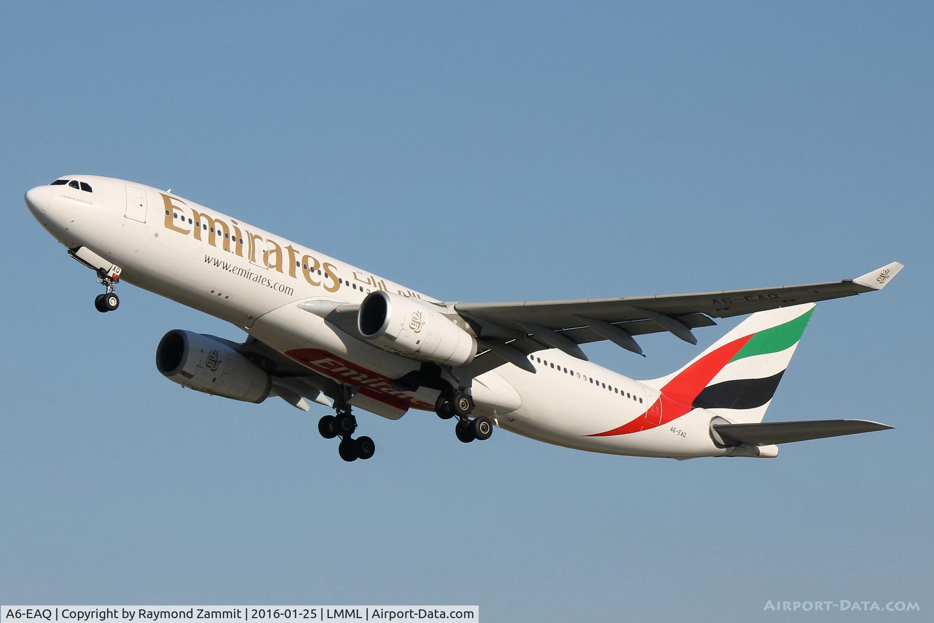 A6-EAQ, 2003 Airbus A330-243 C/N 518, A330 A6-EAQ Emirates Airlines