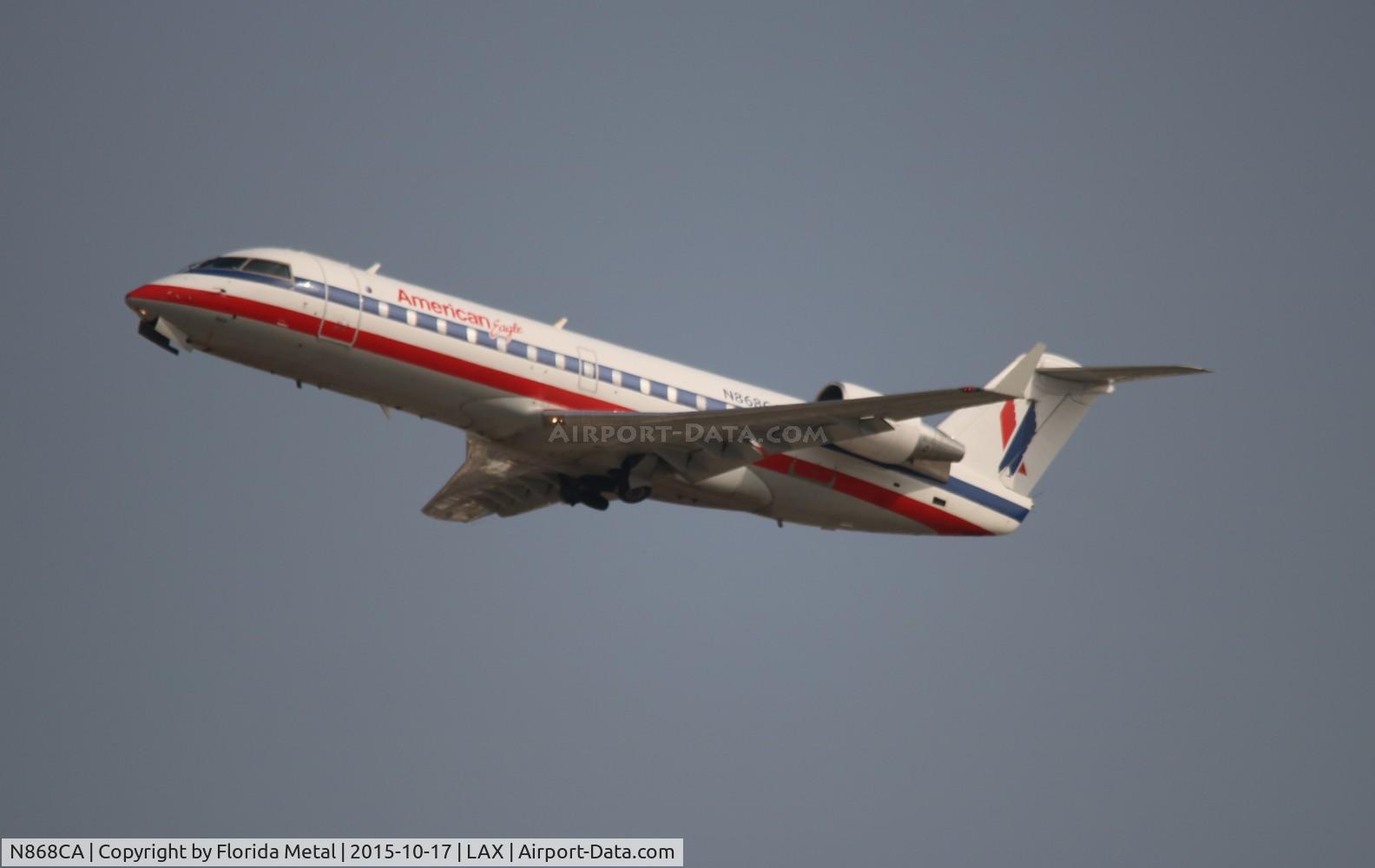 N868CA, 2000 Bombardier CRJ-100ER (CL-600-2B19) C/N 7427, American Eagle
