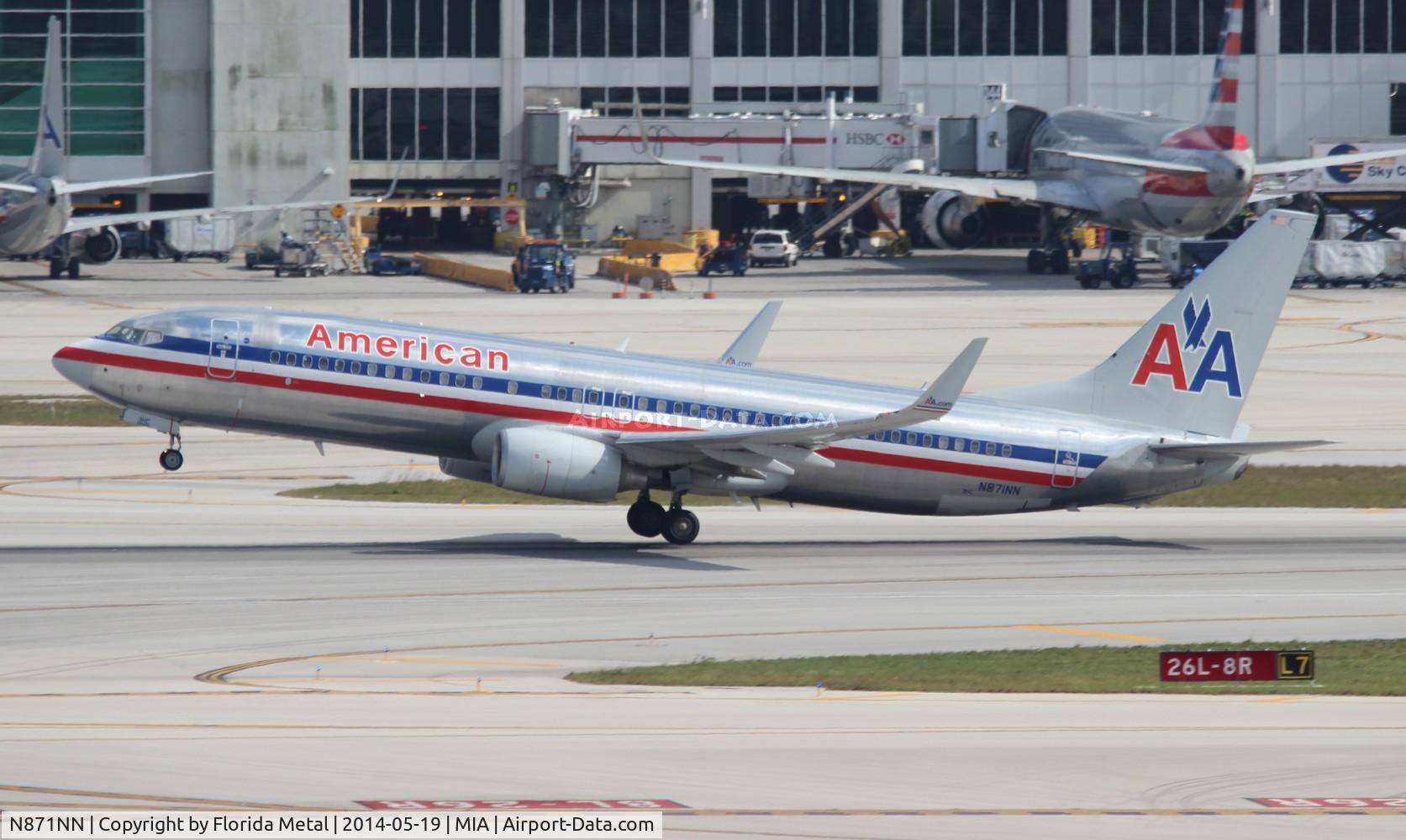 N871NN, 2011 Boeing 737-823 C/N 31127, American