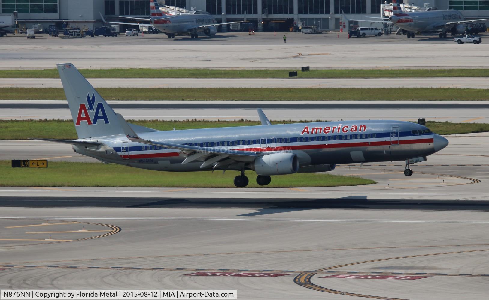 N876NN, 2011 Boeing 737-823 C/N 40767, American