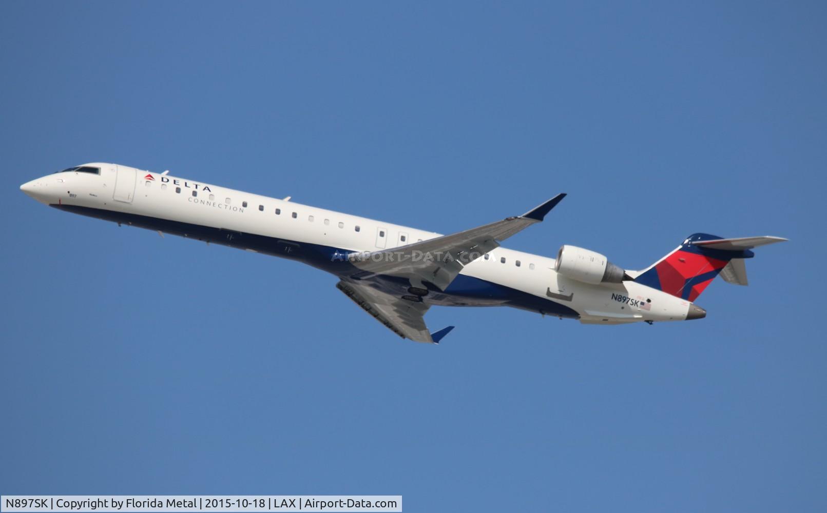 N897SK, 2006 Canadair CRJ-900LR (CL-600-2D24) C/N 15103, Delta Connection