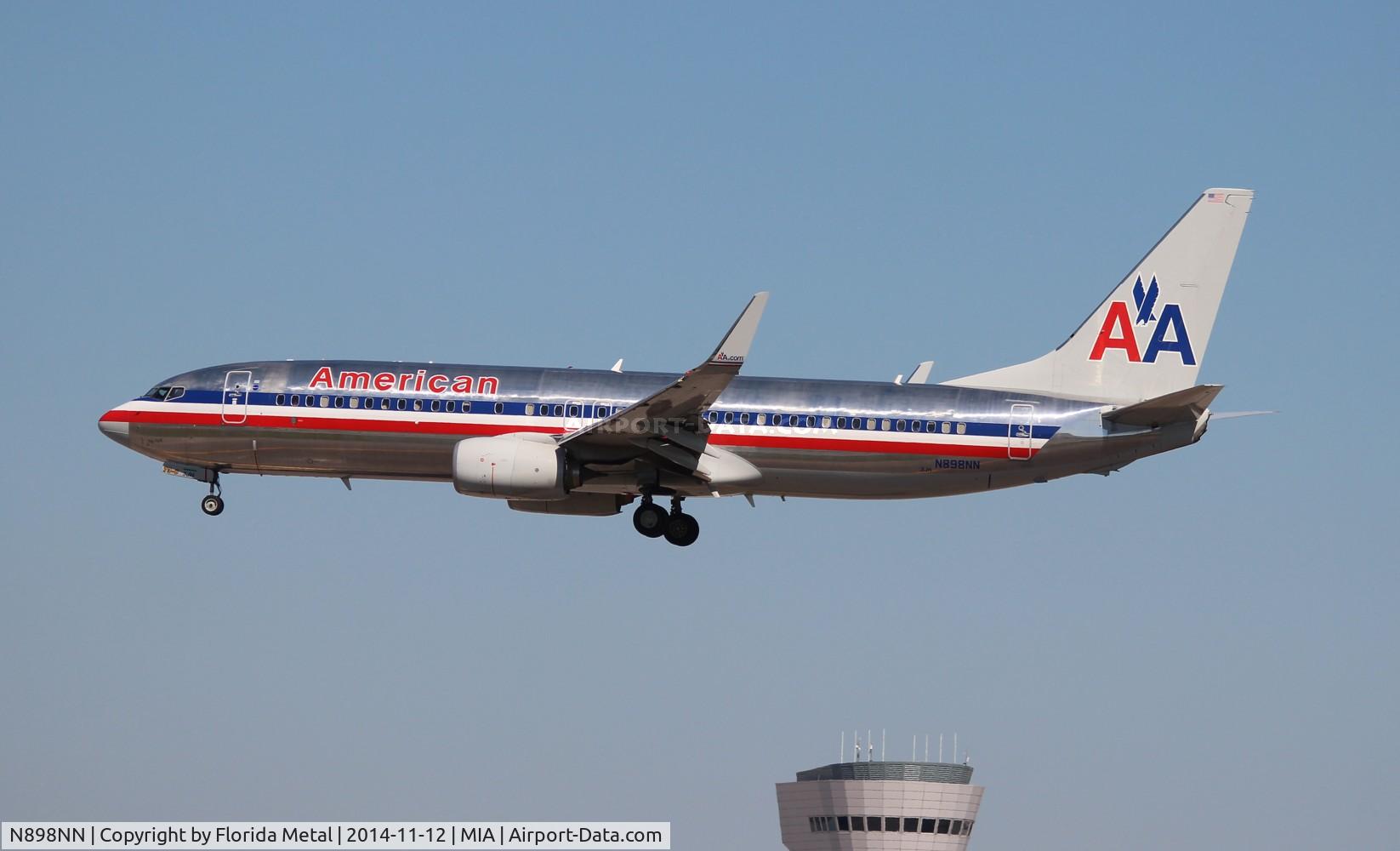 N898NN, 2012 Boeing 737-823 C/N 33225, American