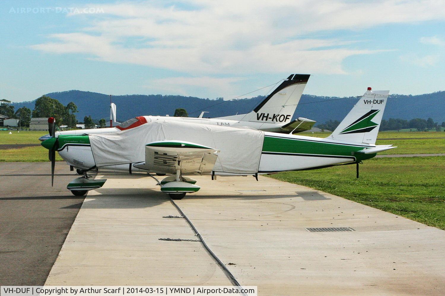 VH-DUF, 1966 Piper PA-32-260 Cherokee Six C/N 32-842, VH-DUF Maitland Airport Rutherford NSW 2014