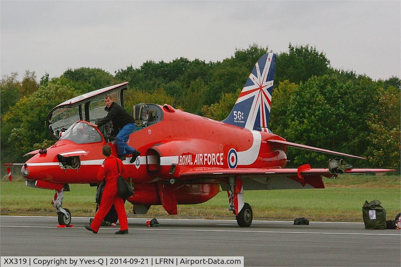 XX319, 1980 Hawker Siddeley Hawk T.1A C/N 162/312144, Royal Air Force Red Arrows Hawker Siddeley Hawk T.1A, Rennes-St Jacques airport (LFRN-RNS) Air show 2014