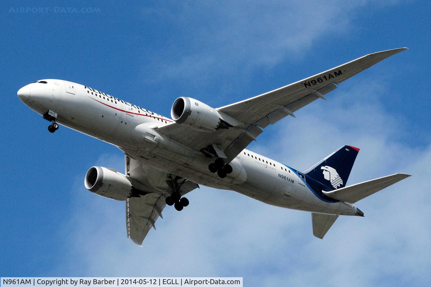 N961AM, 2013 Boeing 787-8 Dreamliner C/N 35306, Boeing 787-8 Dreamliner [35306] (Aeromexico) Home~G 12/05/2014. On approach 27R.