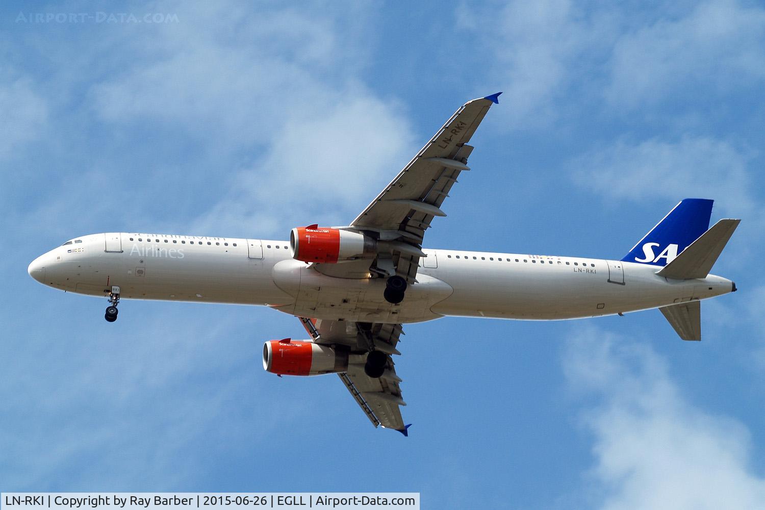 LN-RKI, 2002 Airbus A321-232 C/N 1817, Airbus A321-231 [1817] (SAS Scandinavian Airlines) Home~G 26/06/2015. On approach 27R.