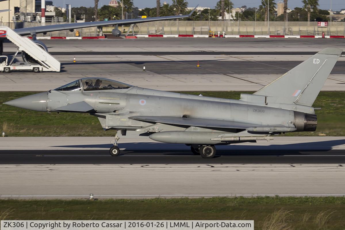 ZK306, 2009 Eurofighter EF-2000 Typhoon FGR4 C/N BS057/218, Runway 31