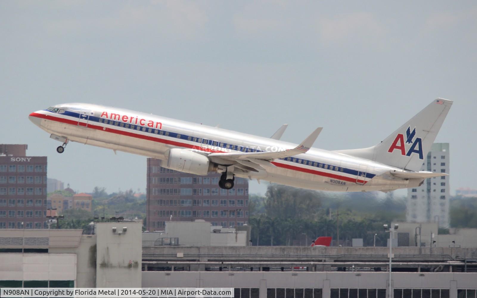 N908AN, 1999 Boeing 737-823 C/N 29510, American