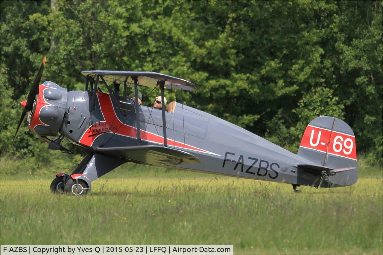 F-AZBS, 1938 Bucker Bu-133C Jungmeister C/N 16, Bucker Bu-133C Jungmeister, Landing, La Ferté-Alais airfield (LFFQ) Airshow 2015