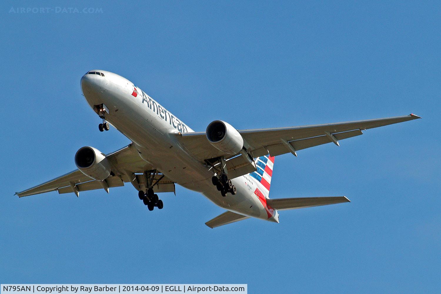 N795AN, 2000 Boeing 777-223 C/N 30257, Boeing 777-223ER [30257] (American Airlines) Home~G 09/04/2014. On approach 27R.