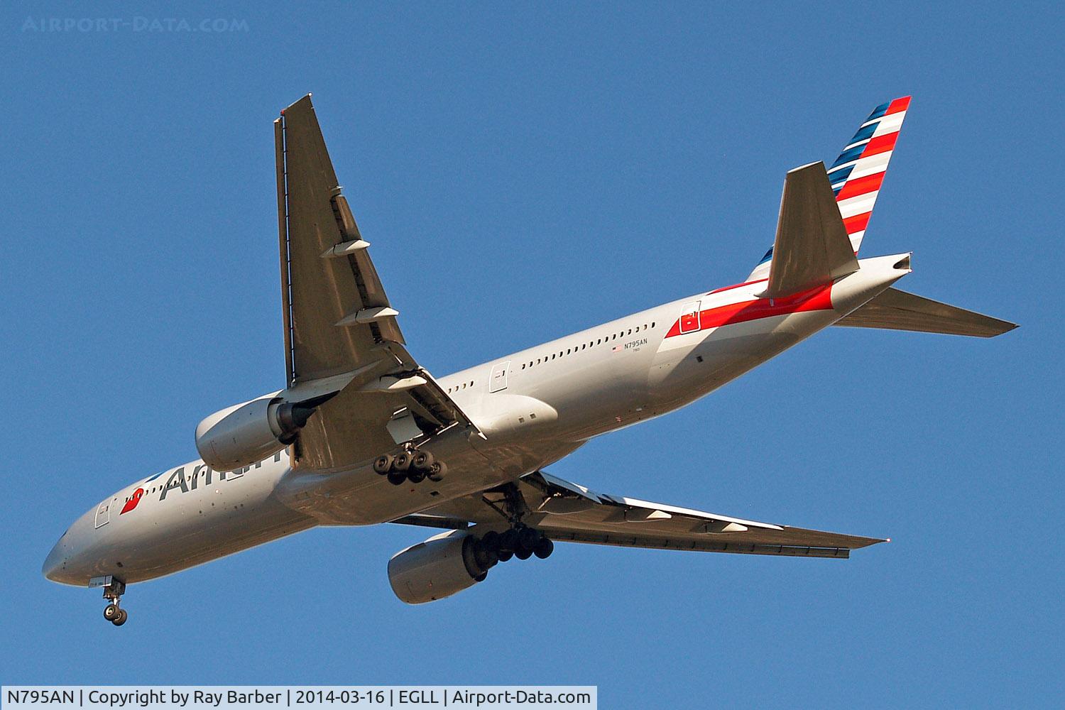 N795AN, 2000 Boeing 777-223 C/N 30257, Boeing 777-223ER [30257] (American Airlines) Home~G 16/03/2014. On approach 27R.