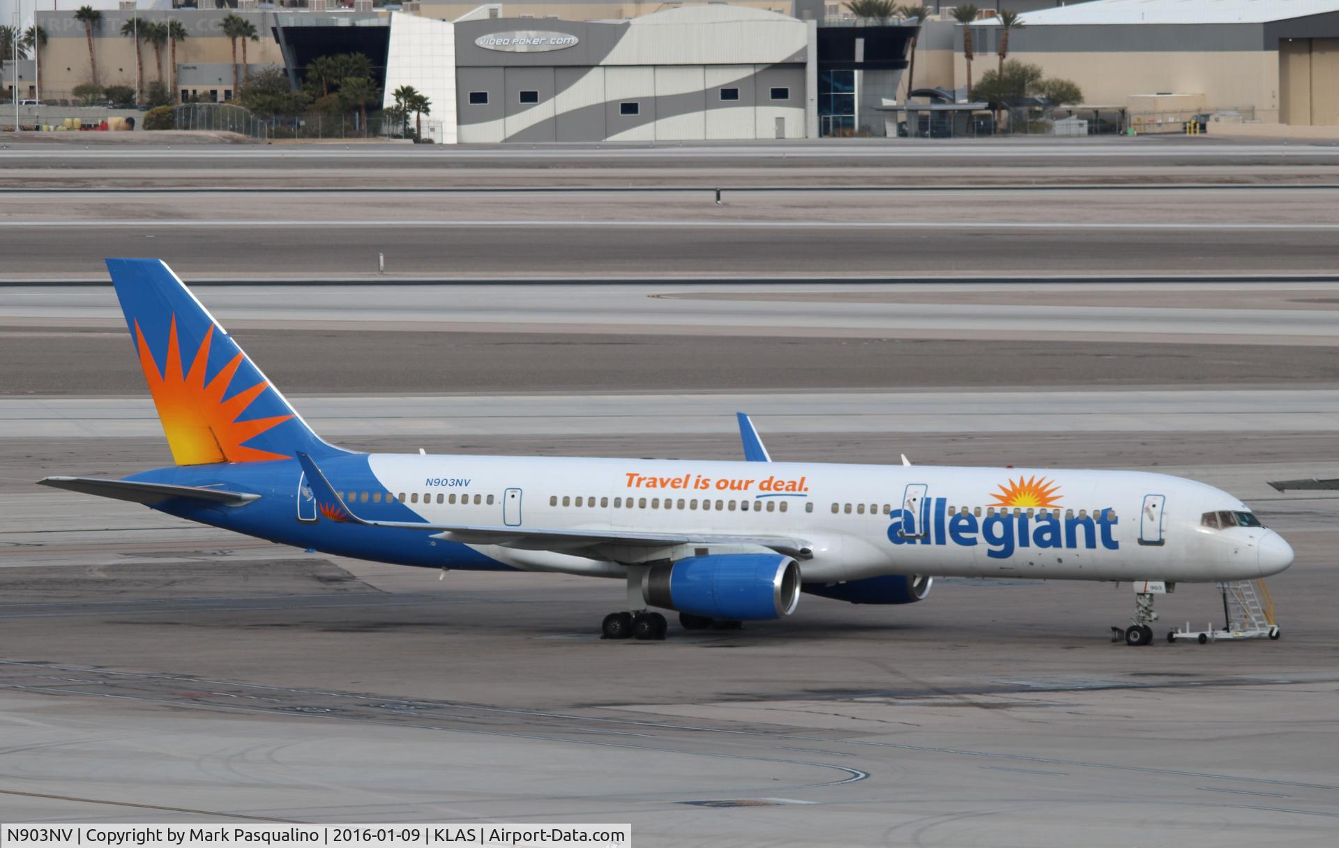 N903NV, 1992 Boeing 757-204 C/N 26966, Boeing 757-200
