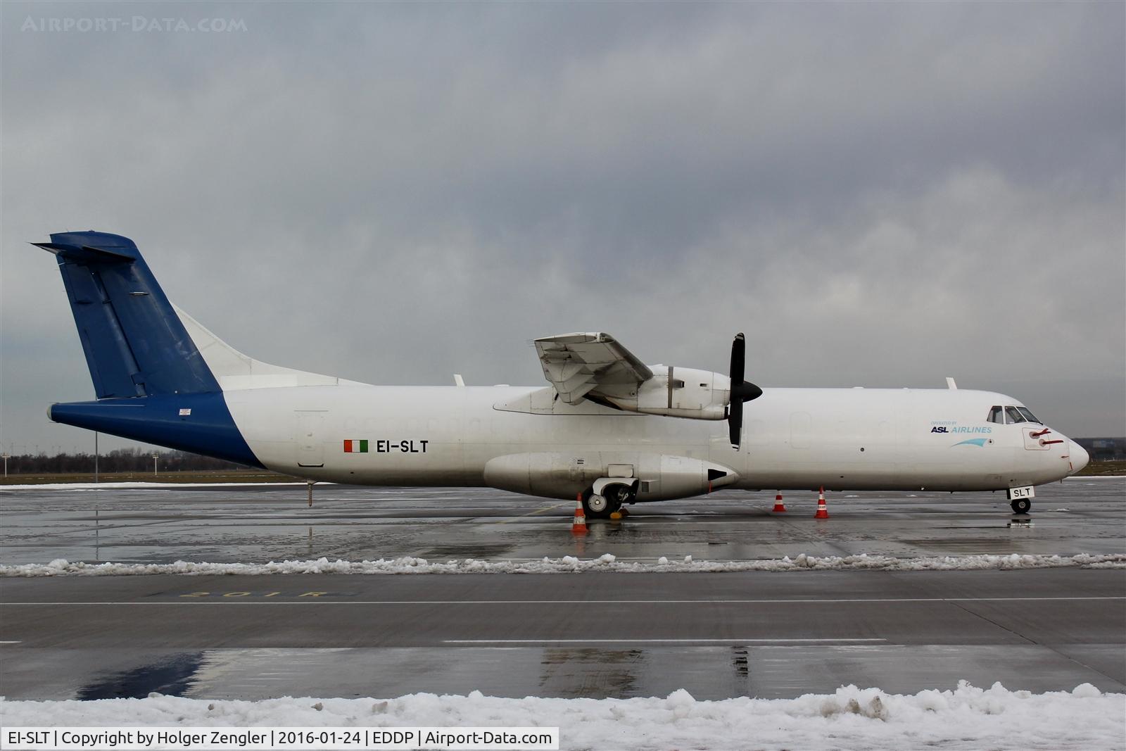 EI-SLT, 1994 ATR 72-201 C/N 389, First time on apron 2 expecting a task full of parcels.....