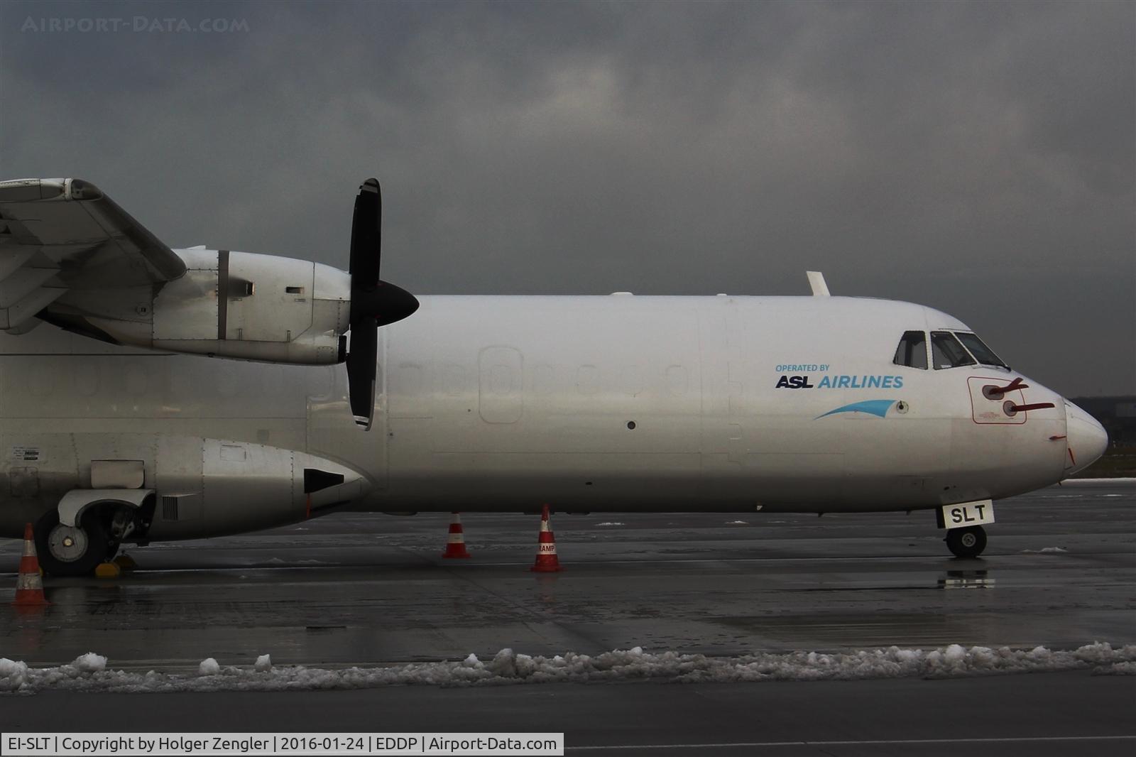 EI-SLT, 1994 ATR 72-201 C/N 389, Closeup of a new kid on apron....