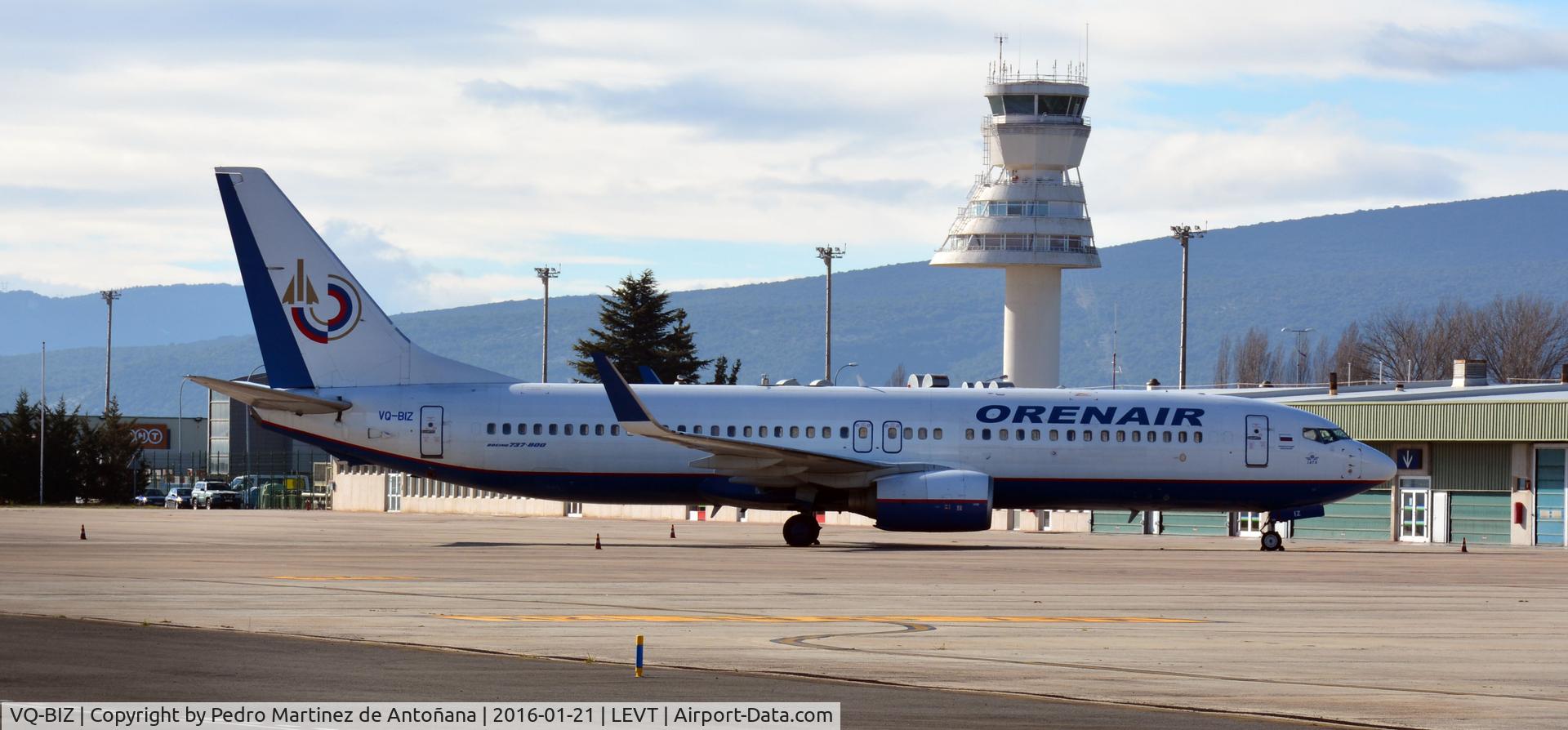 VQ-BIZ, 2001 Boeing 737-86N C/N 28645, Foronda - Vitoria-Gasteiz - España