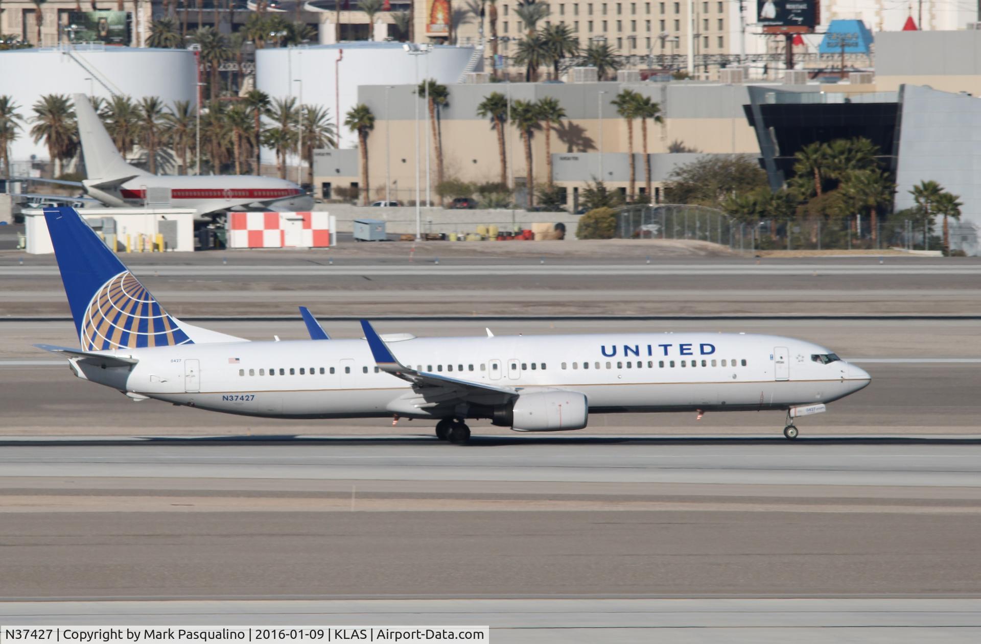 N37427, 2008 Boeing 737-924/ER C/N 37097, Boeing 737-900ER