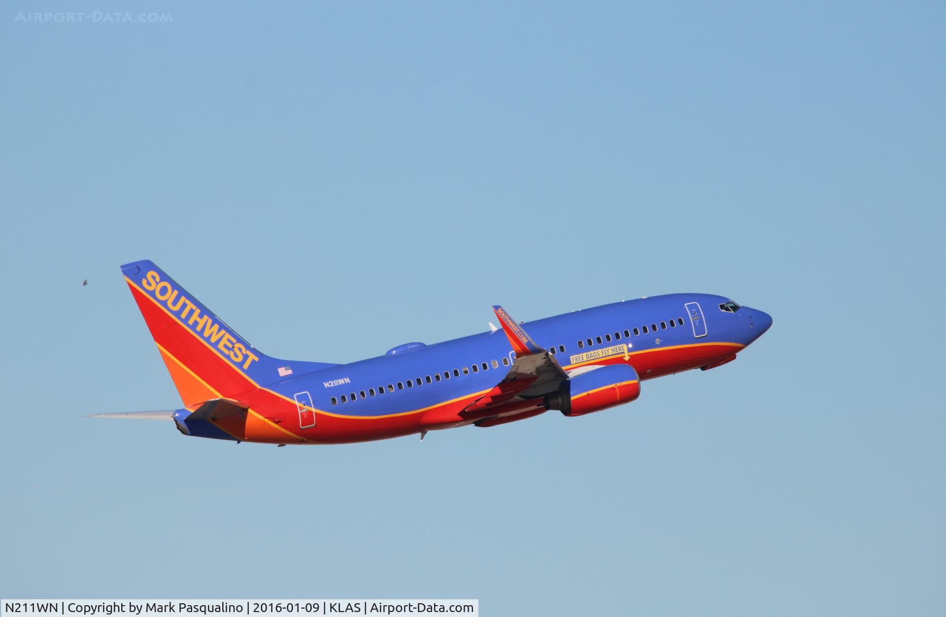 N211WN, 2005 Boeing 737-7H4 C/N 34163, Boeing 737-700