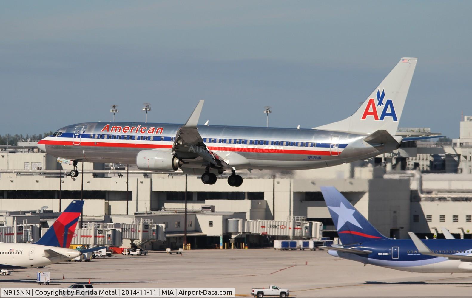 N915NN, 2013 Boeing 737-823 C/N 33227, American