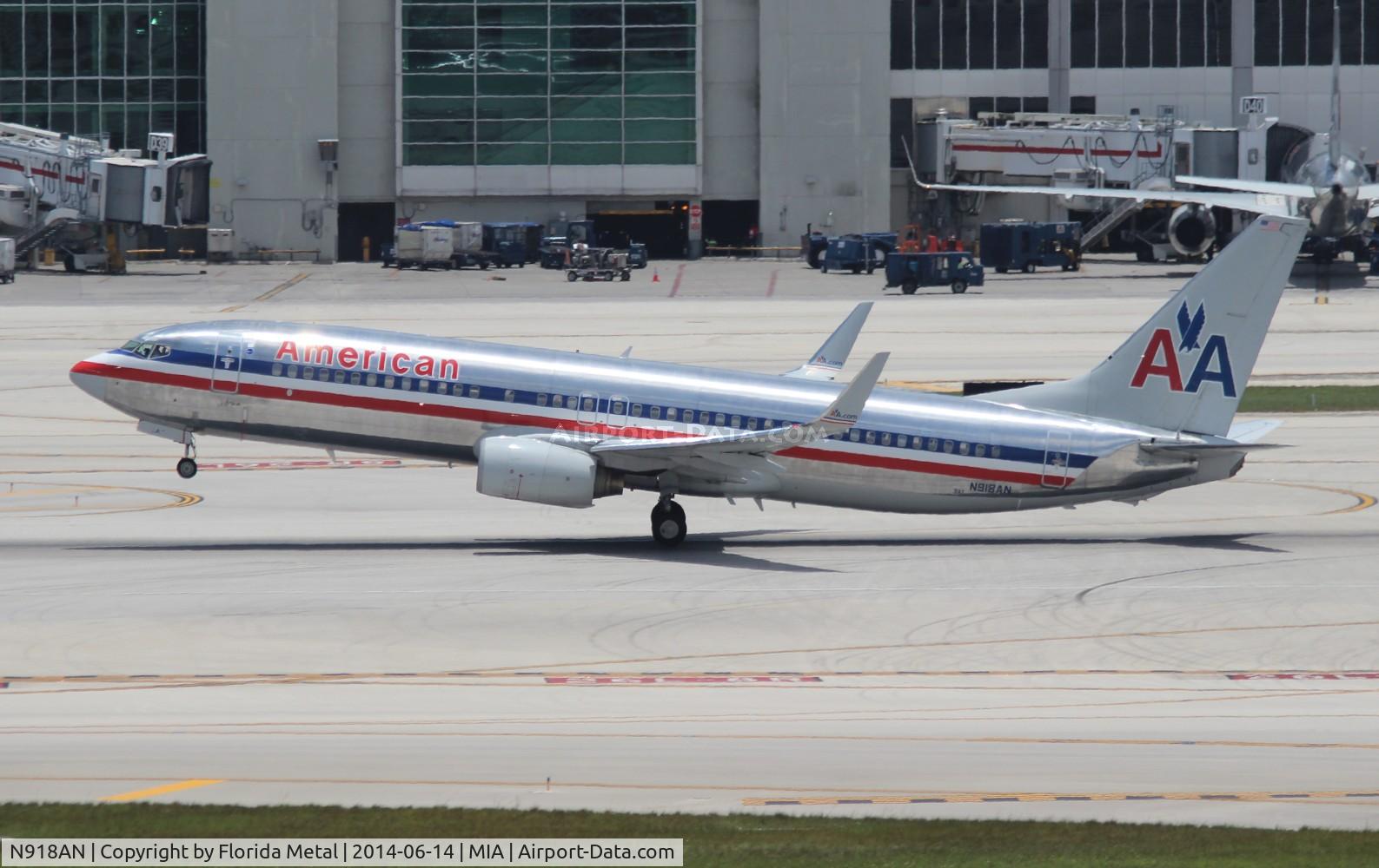 N918AN, 1999 Boeing 737-823 C/N 29519, American
