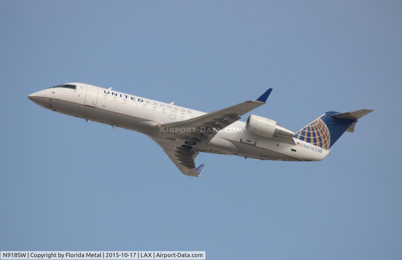 N918SW, 2002 Bombardier CRJ-200LR (CL-600-2B19) C/N 7645, United Express