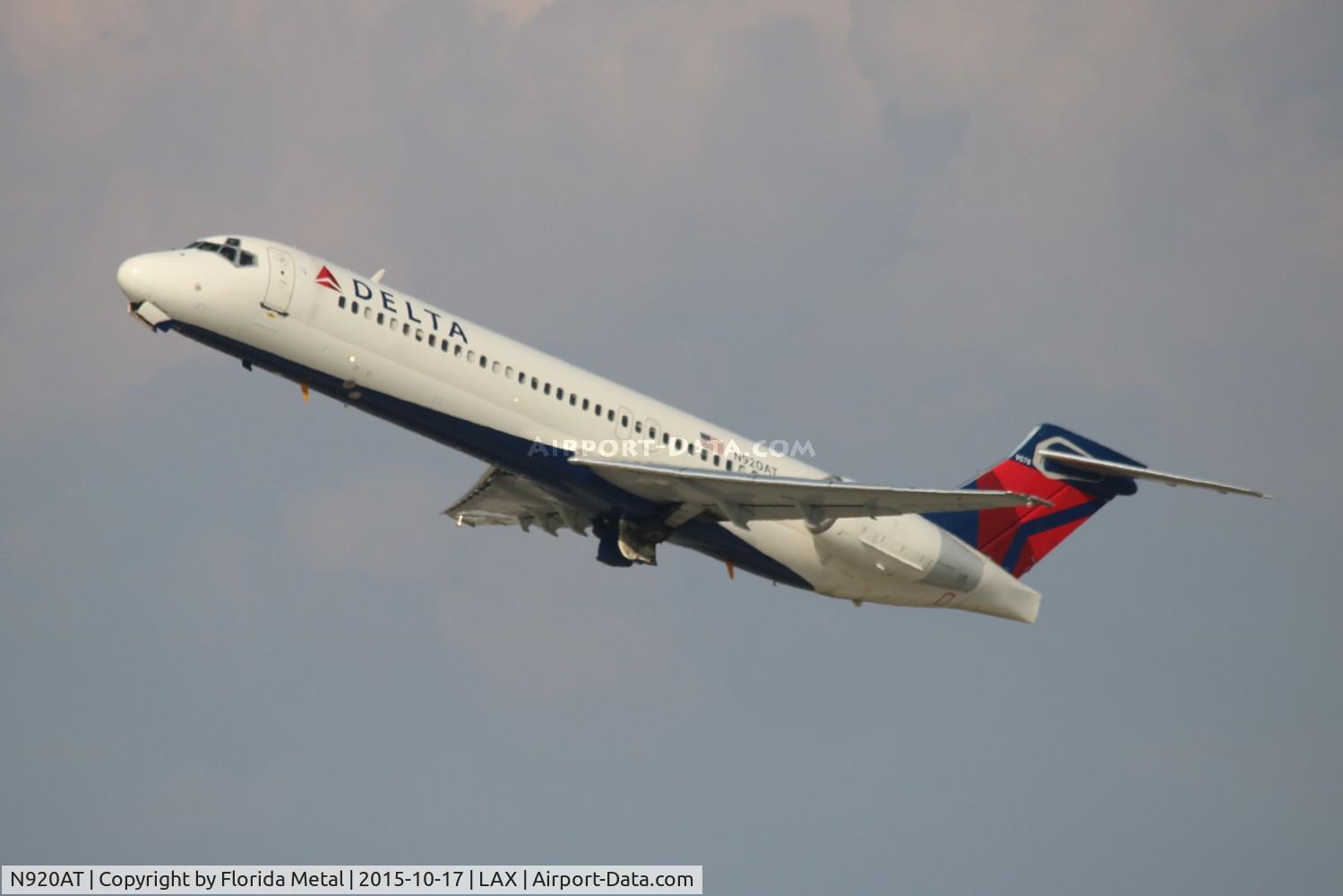 N920AT, 2000 Boeing 717-200 C/N 55083, Delta
