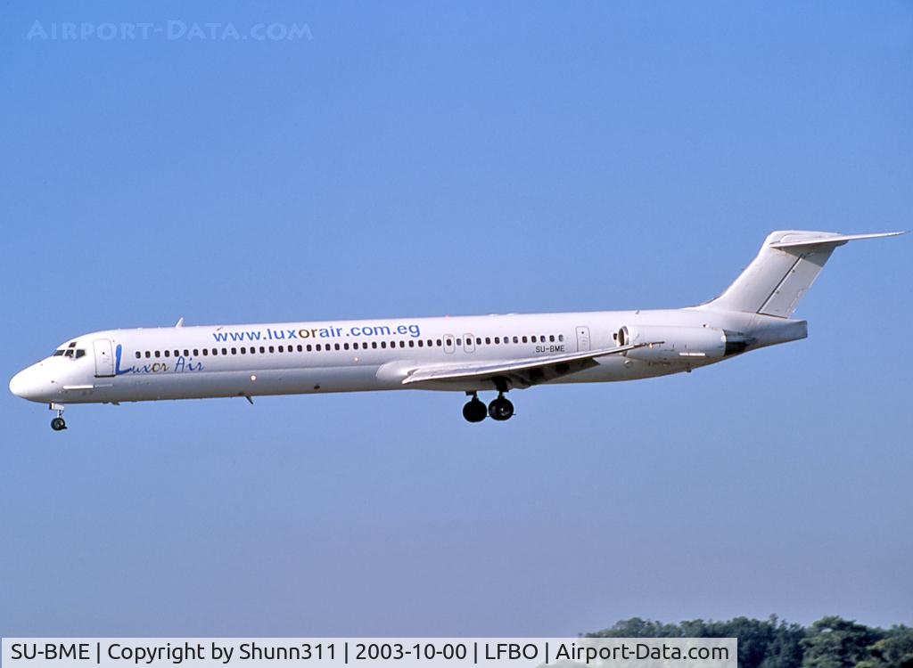 SU-BME, 1989 McDonnell Douglas MD-83 (DC-9-83) C/N 49628, Landing rwy 15R