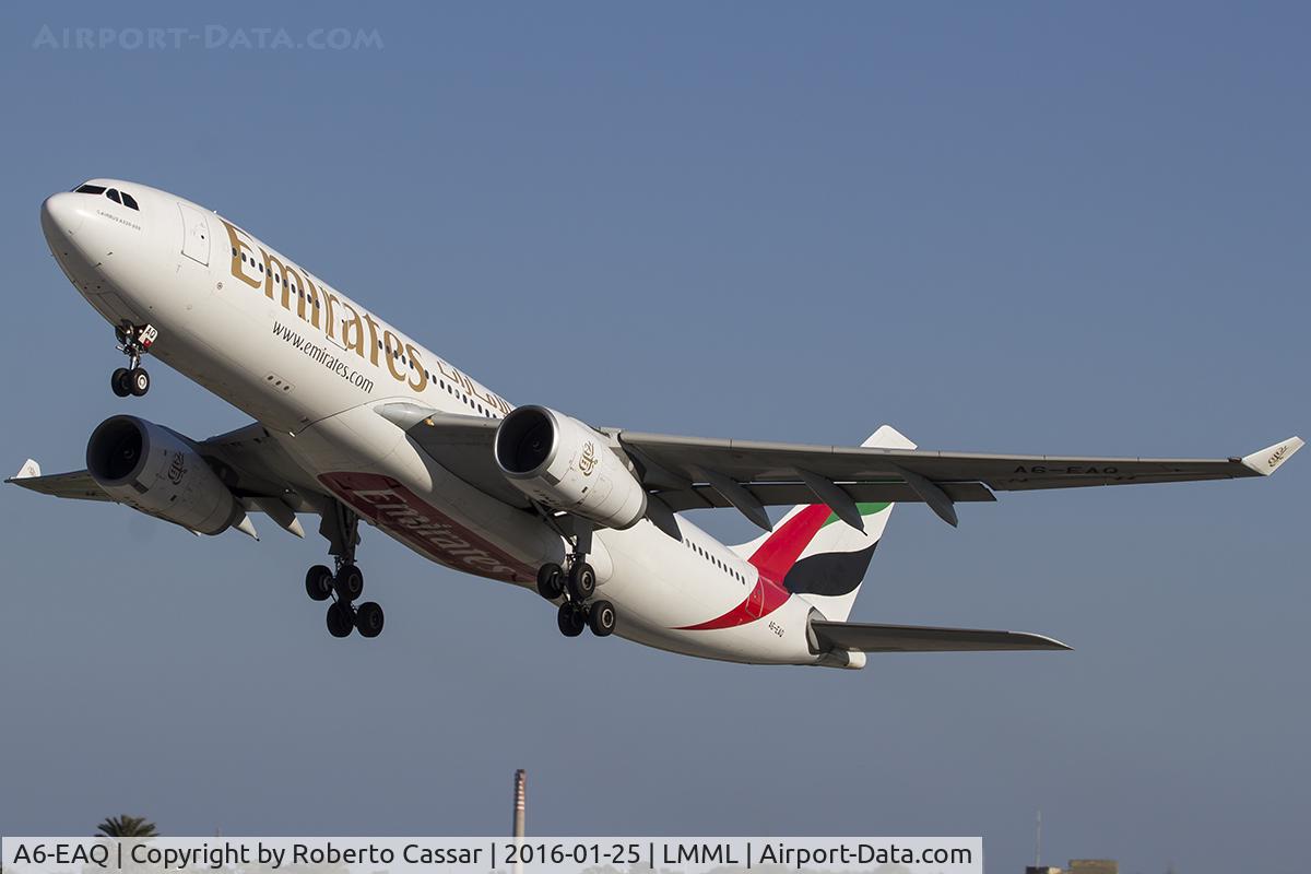 A6-EAQ, 2003 Airbus A330-243 C/N 518, Runway 31