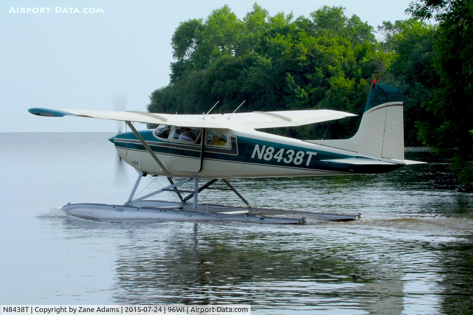 N8438T, 1959 Cessna 182B Skylane C/N 52338, 2015 EAA AirVenture - Oshkosh, Wisconsin