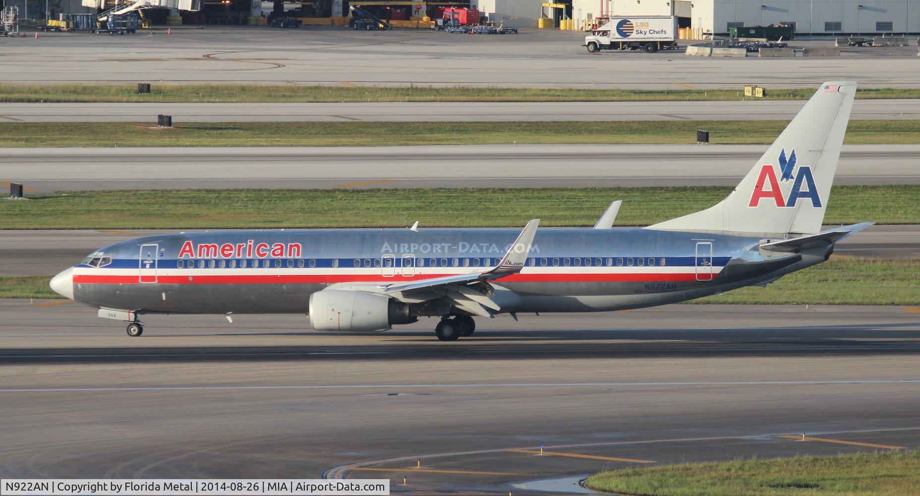 N922AN, 1999 Boeing 737-823 C/N 29523, American