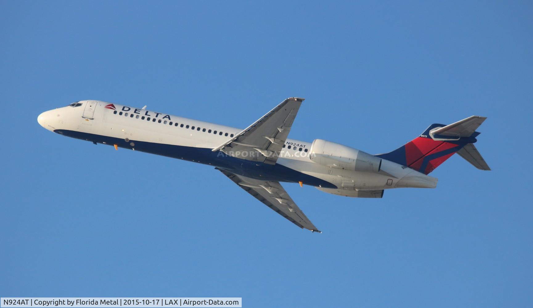 N924AT, 2000 Boeing 717-200 C/N 55080, Delta